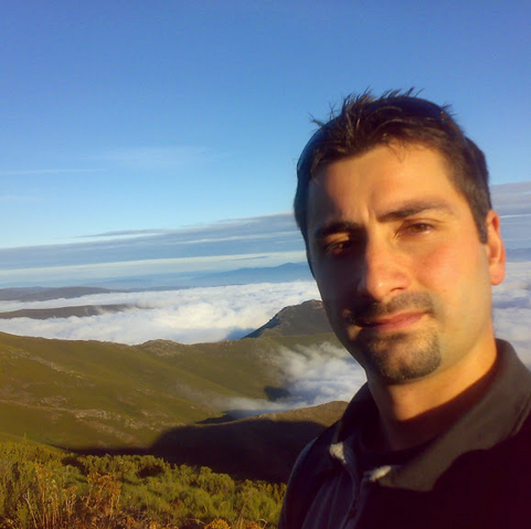 Archivo:LiveJJ.png