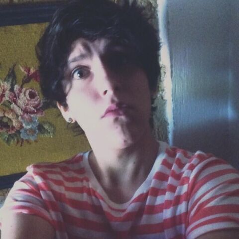 Archivo:I9mLqN2c.jpeg