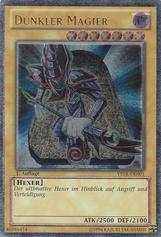 File:DarkMagician-YSYR-DE-UtR-1E.png
