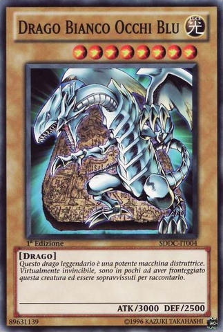 File:BlueEyesWhiteDragon-SDDC-IT-C-1E.png