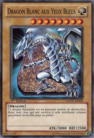 File:BlueEyesWhiteDragon-SDDC-FR-C-1E.png