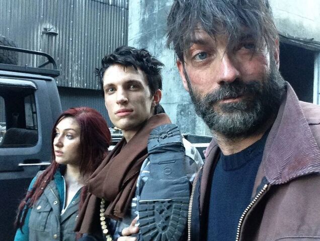 File:Behind the scenes 23.jpg