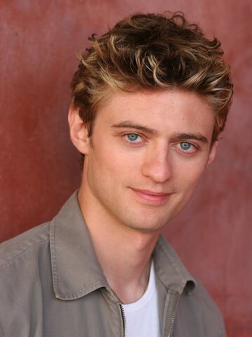 ملف:Crispin Freeman.jpg