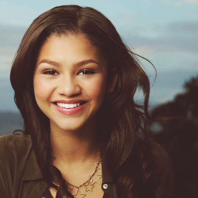File:Zendaya-SIU.png