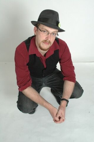 File:Yahtzee Headshot Escapist 070309.jpg