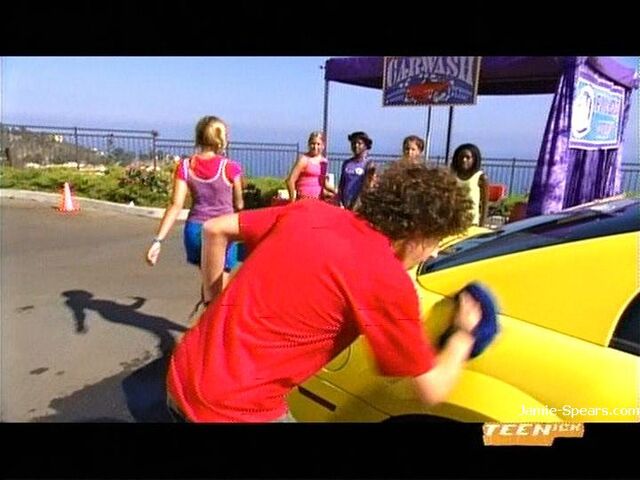 File:Spring Fling 5.jpg
