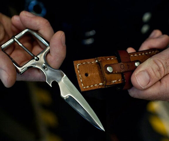 File:Belt-buckle-knife-12261.jpg