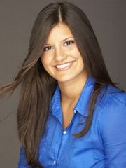 Caroline headshot 201x268